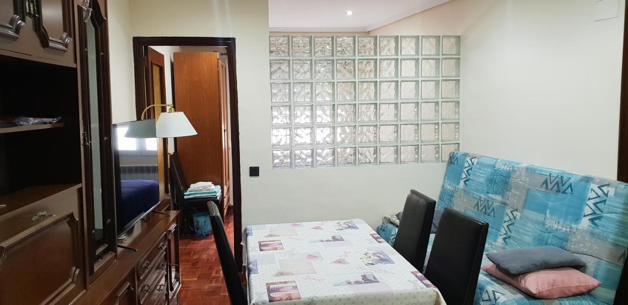 Apartamentos Salamanca Puerta Zamora, Centro, Wifi Con Salon Y 2 Dormitorios, Parking מראה חיצוני תמונה