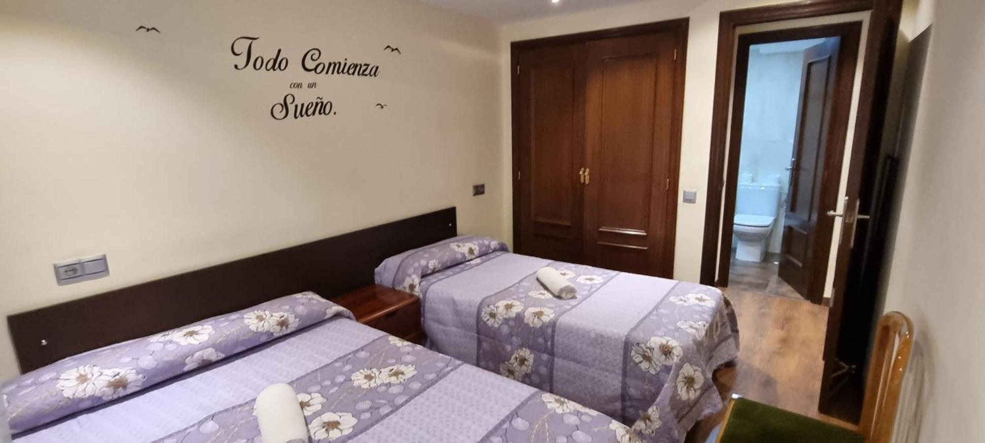 Apartamentos Salamanca Puerta Zamora, Centro, Wifi Con Salon Y 2 Dormitorios, Parking מראה חיצוני תמונה