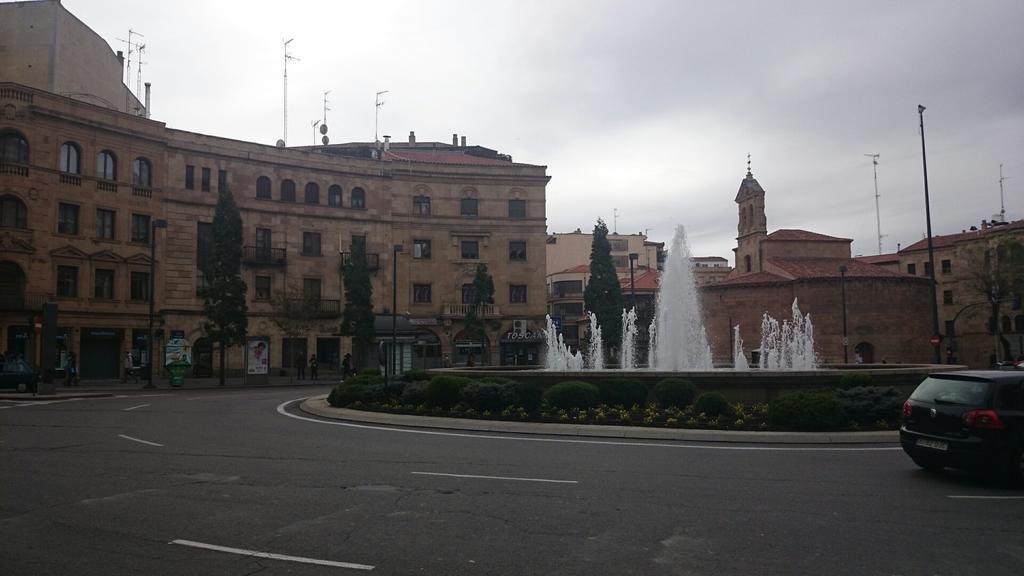 Apartamentos Salamanca Puerta Zamora, Centro, Wifi Con Salon Y 2 Dormitorios, Parking חדר תמונה