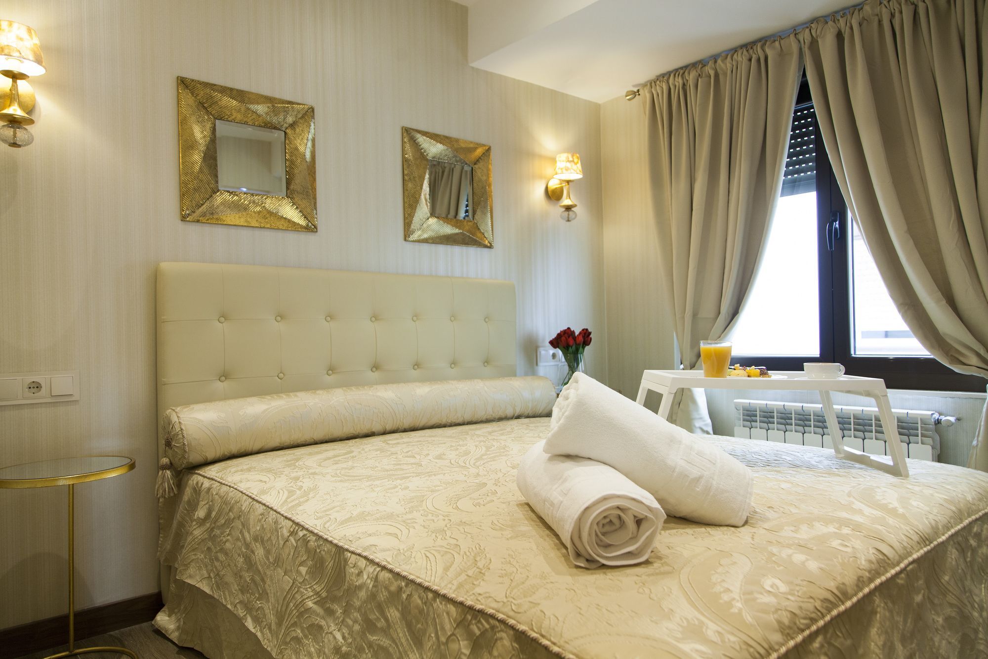 Apartamentos Salamanca Puerta Zamora, Centro, Wifi Con Salon Y 2 Dormitorios, Parking מראה חיצוני תמונה