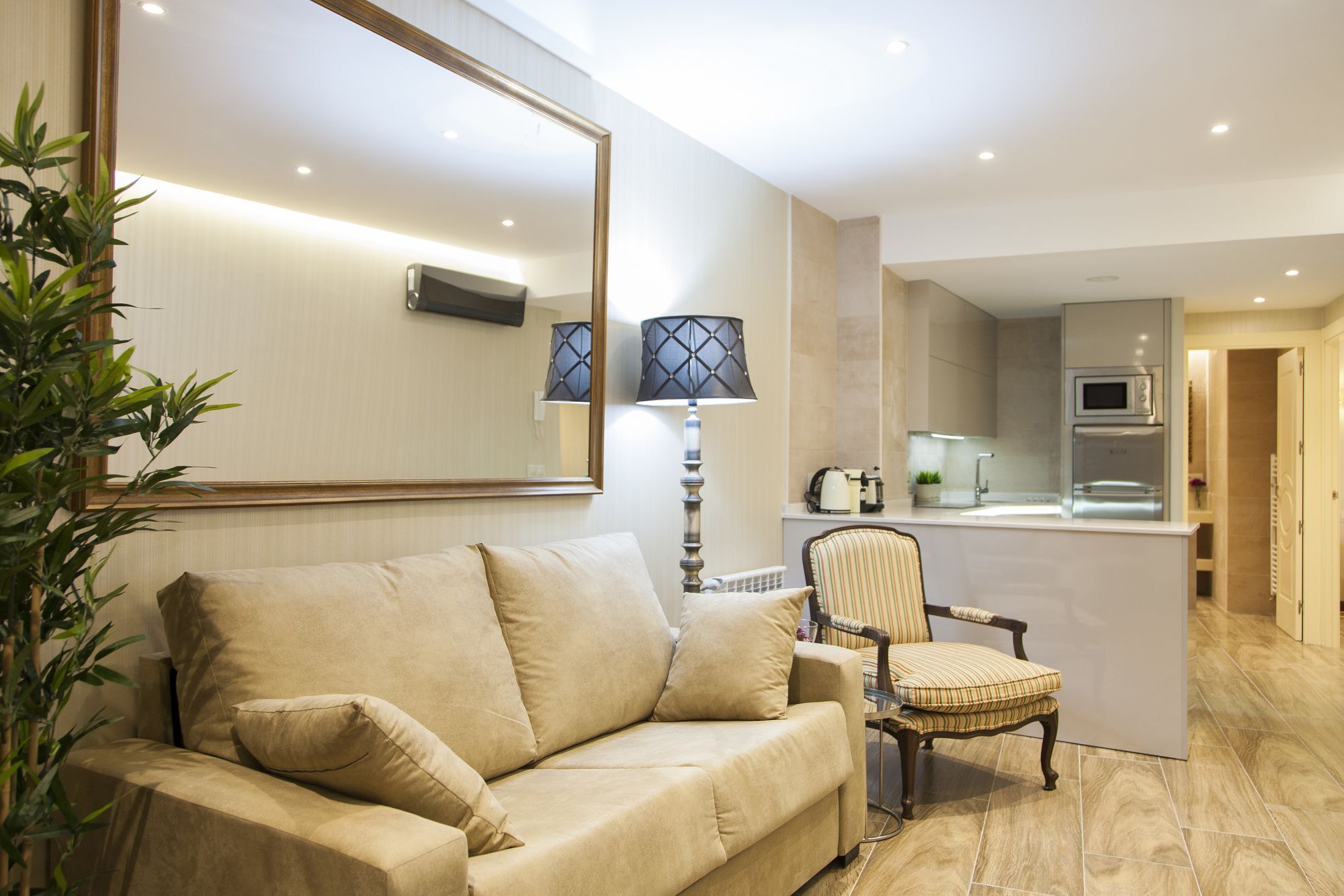 Apartamentos Salamanca Puerta Zamora, Centro, Wifi Con Salon Y 2 Dormitorios, Parking מראה חיצוני תמונה